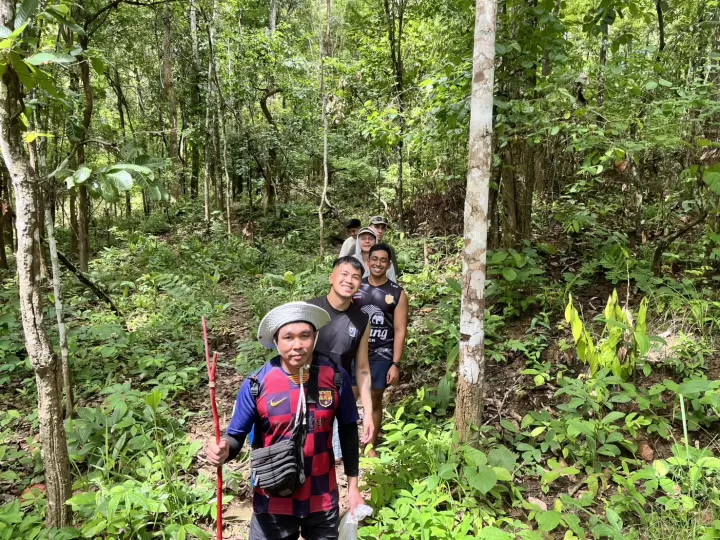 One-Day Trip plus No 2 White Water Rafting 10 km plus Hiking 4 Km 21